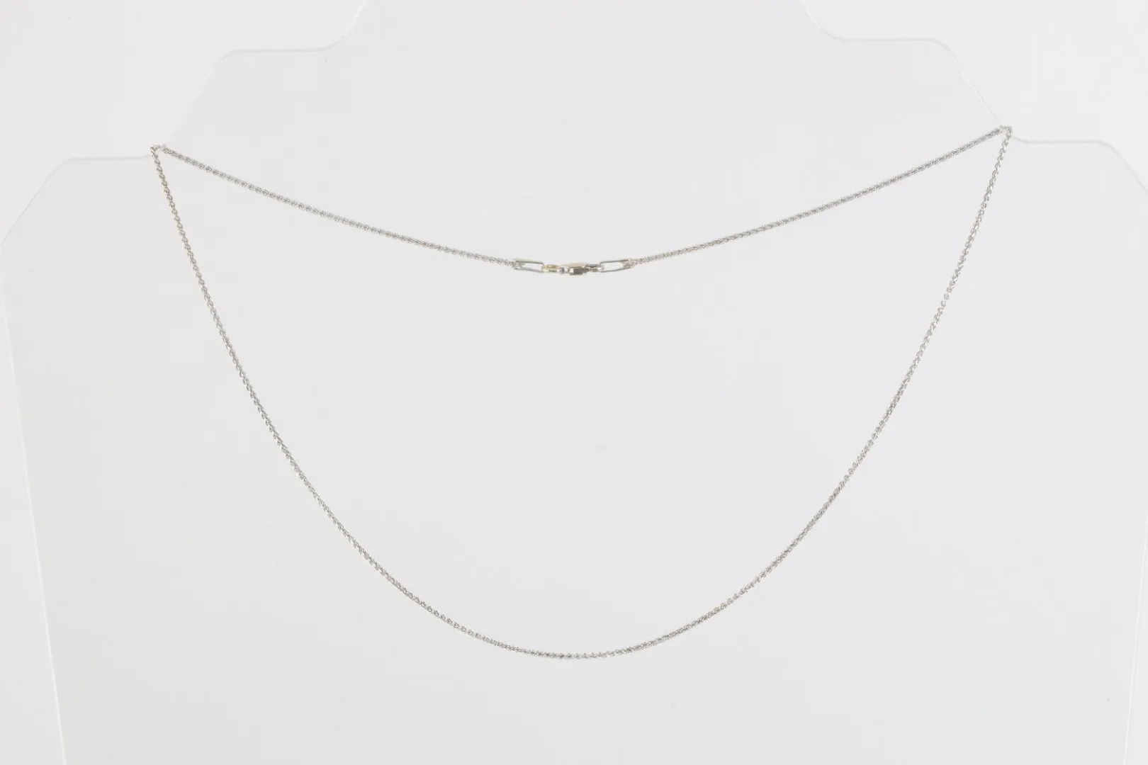 16" 14k White Gold Flat Curb Chain Necklace (2.66g.)