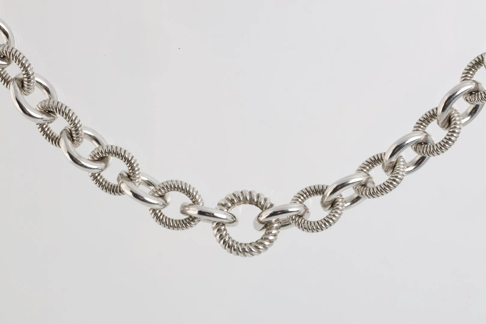 16" Judith Ripka 925 Silver Texture Link Chain Necklace (82.14g.)