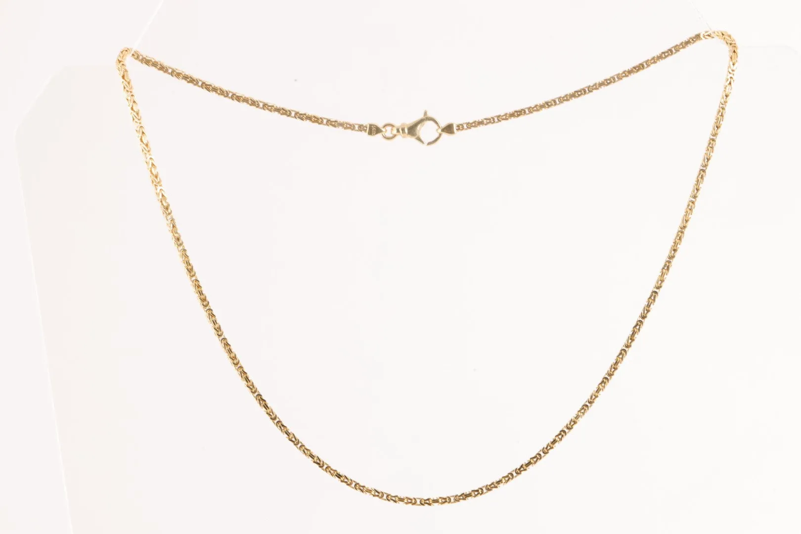 18.5" 14k Yellow Gold Byzantine Chain Necklace (14.98g.)