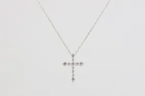 18" 10k White Gold 0.13tcw Diamond Cross Necklace (1.18g.)