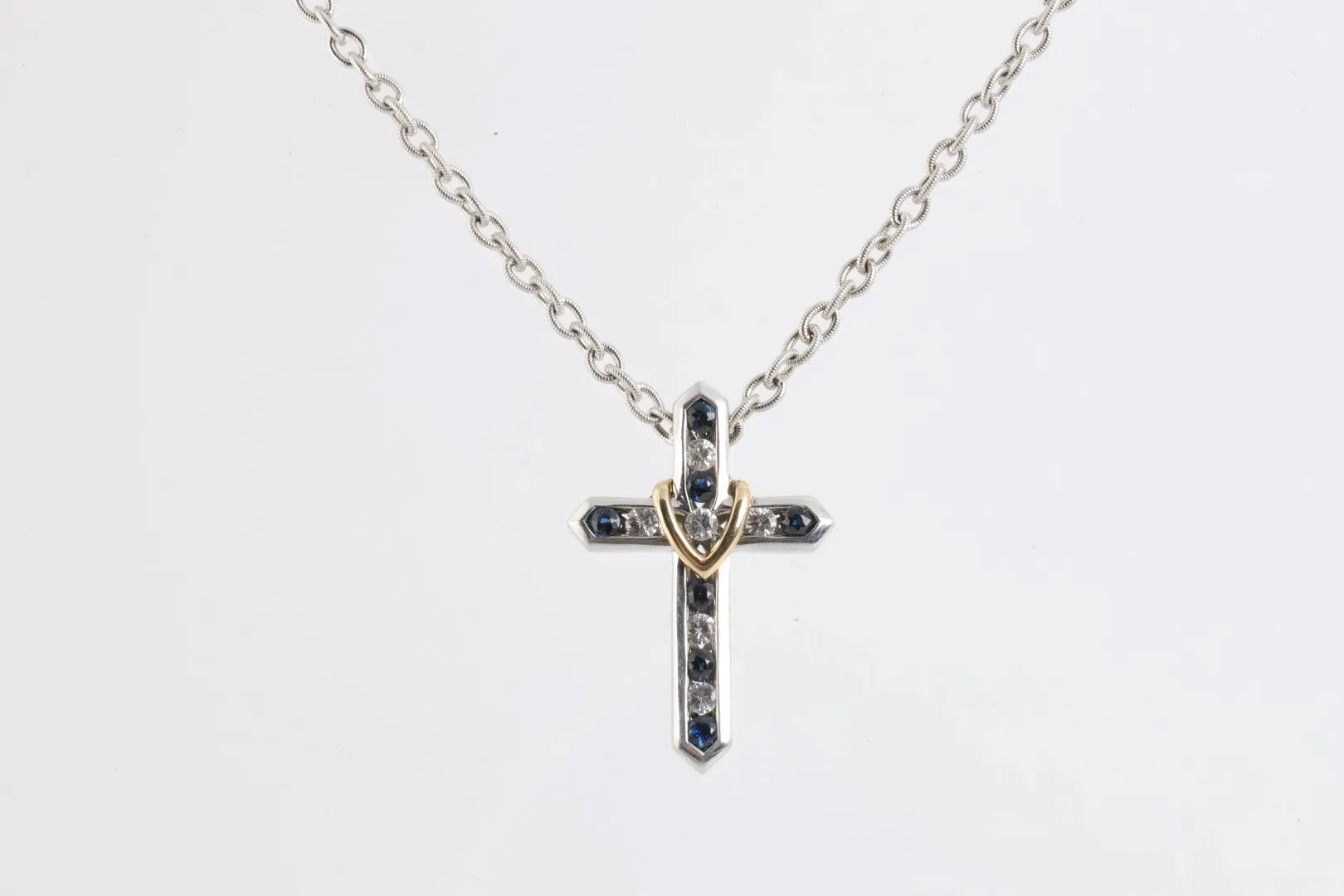 18" Gabriel & Co. 925 Silver 0.43tcw Sapphire Cross Necklace (15.07g.)