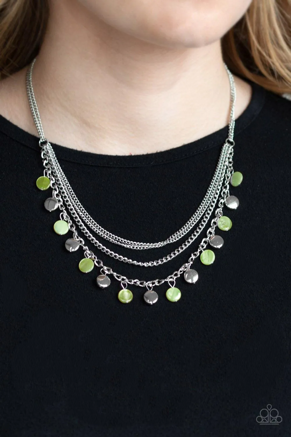 Beach Flavor Green and Silver Necklace - Paparazzi Accessories