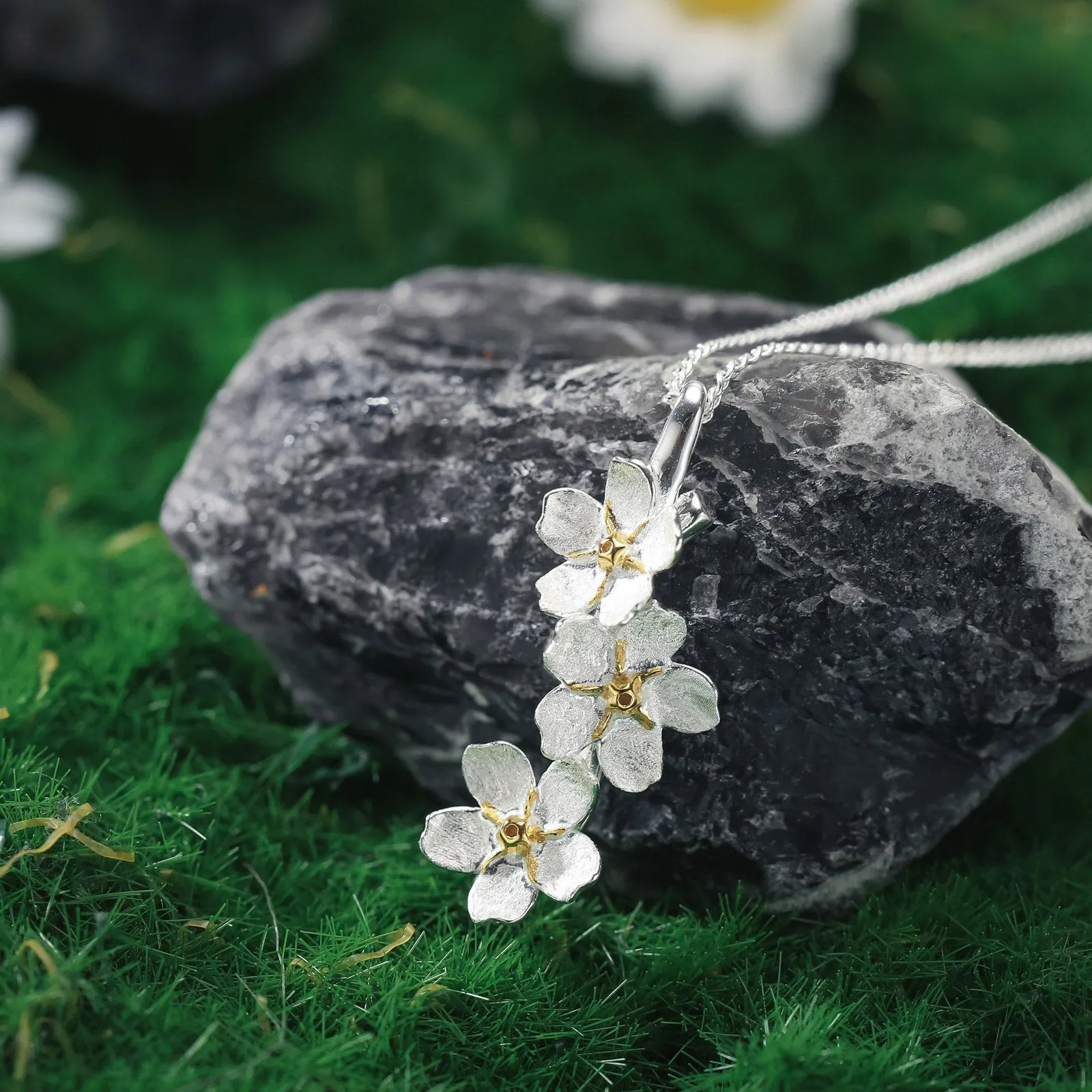 Forget-Me-Not Flowers Necklace