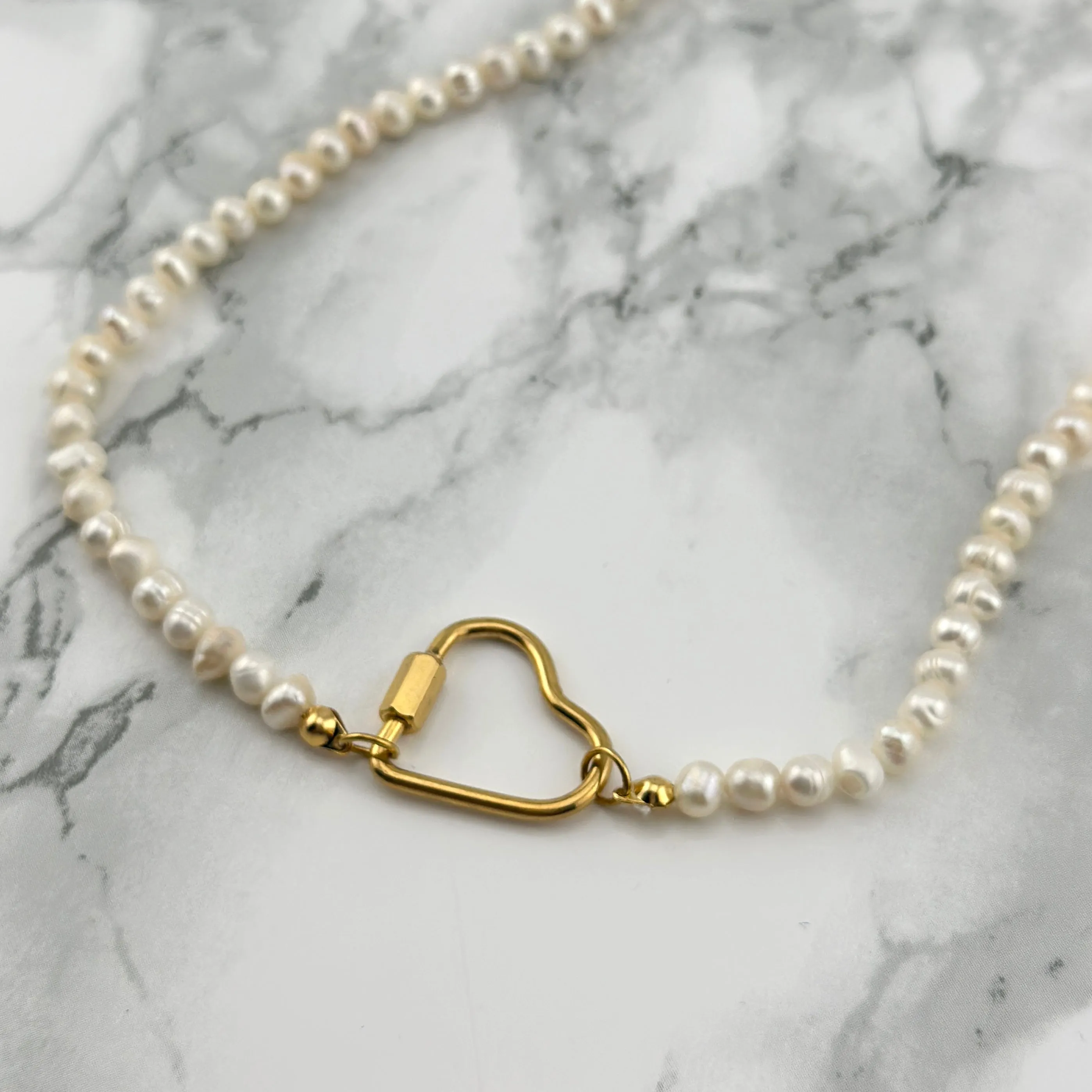 Golden Heart Pearl necklace