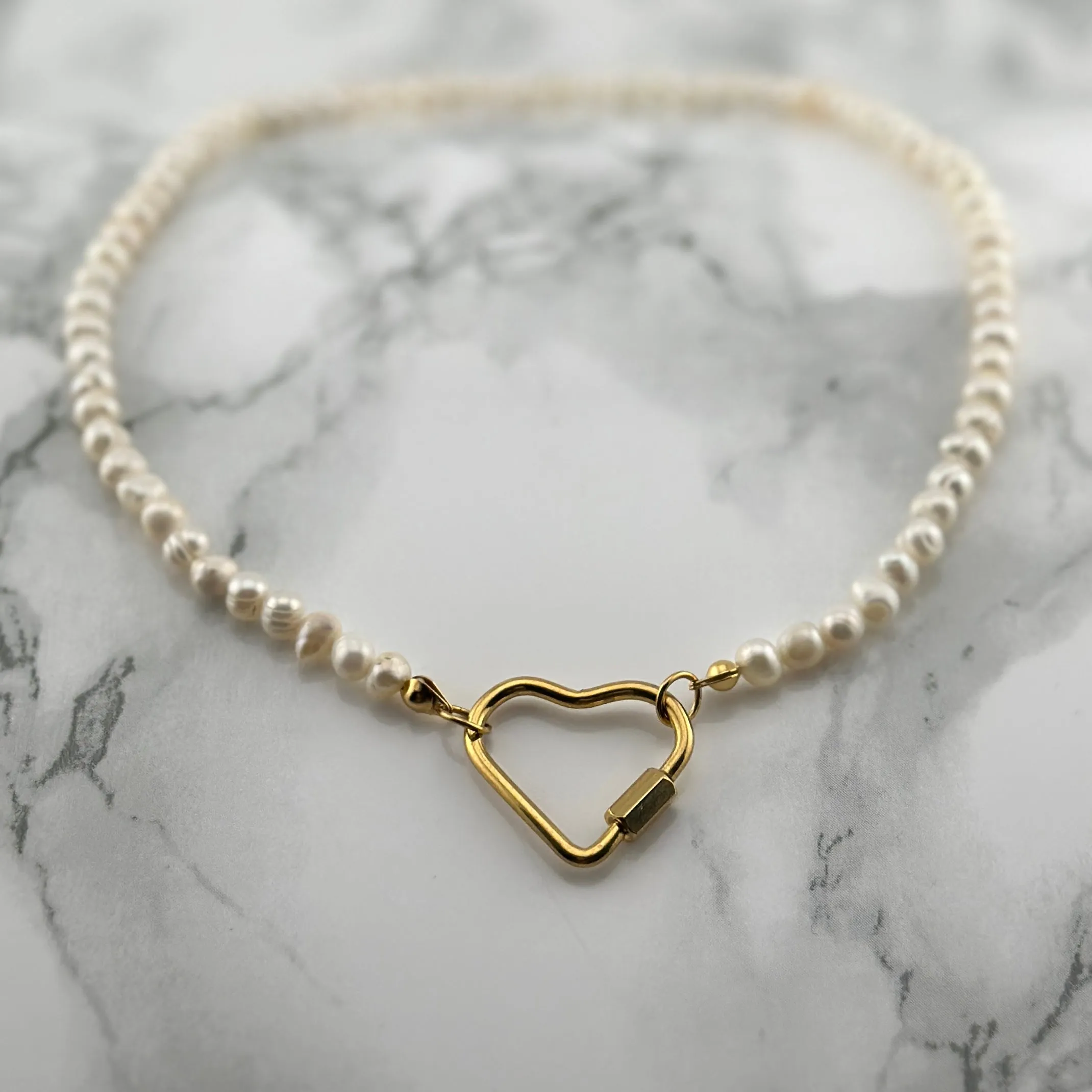 Golden Heart Pearl necklace