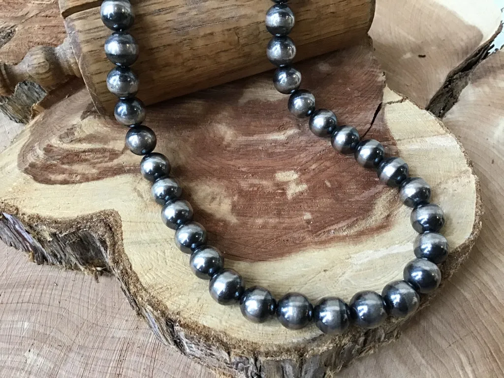 Handmade 10 MM Navajo Sterling Pearl Necklace 18