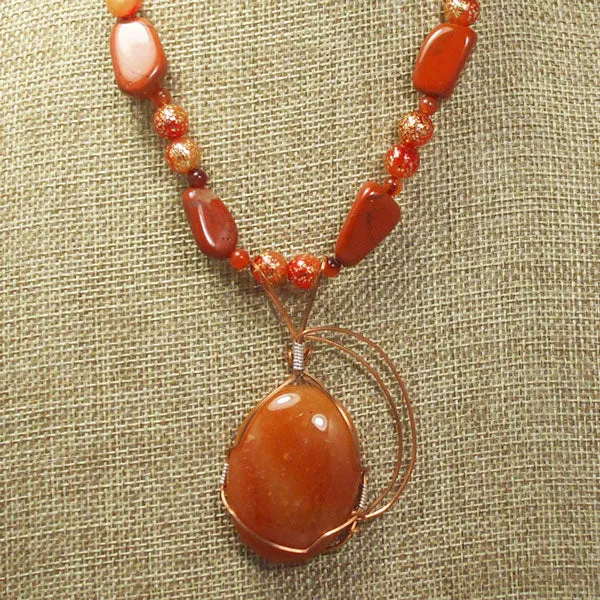 Odeda Carnelian Red Agate Cabochon Pendant Necklace