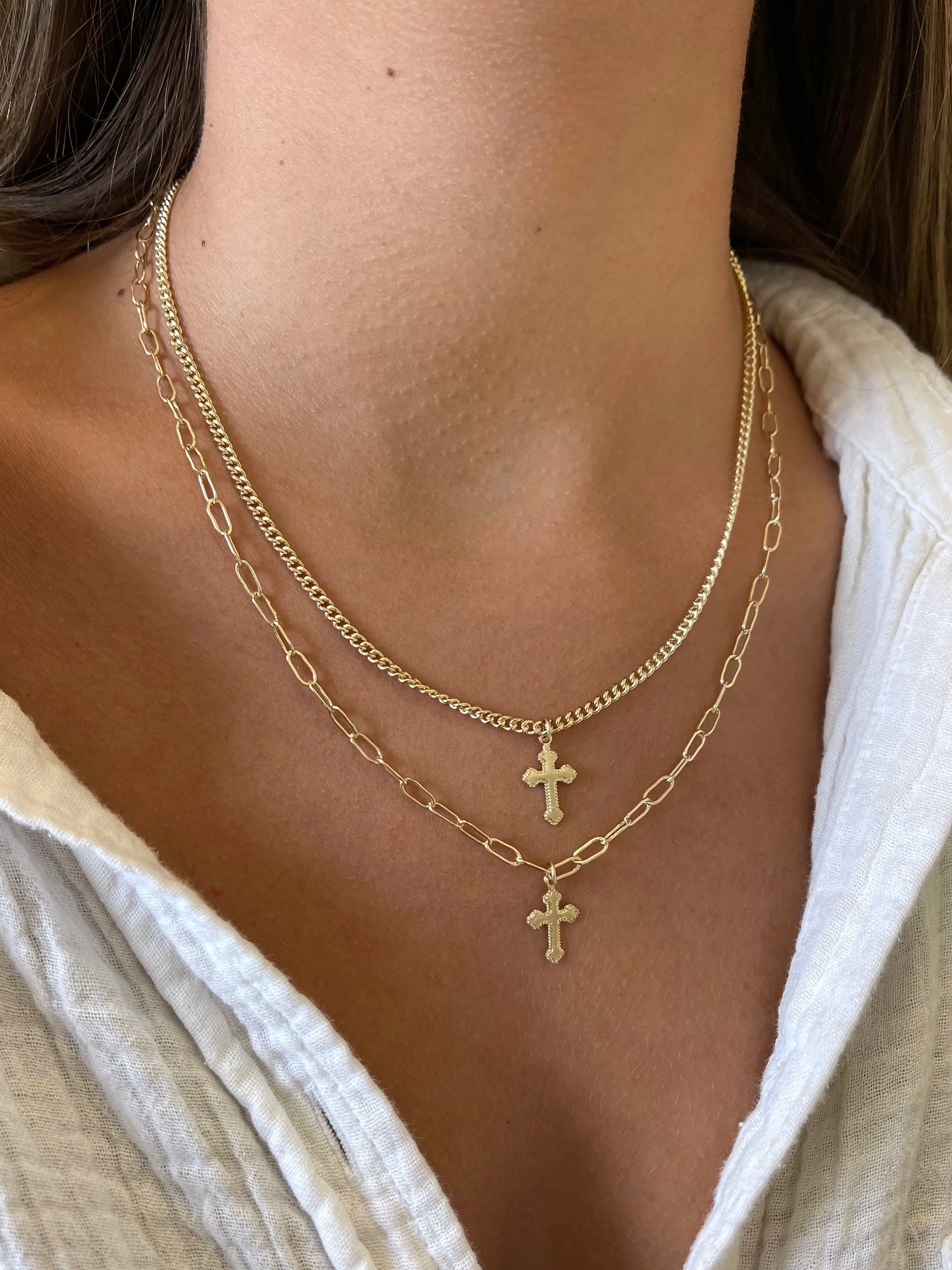 SMALL CROSS NECKLACE