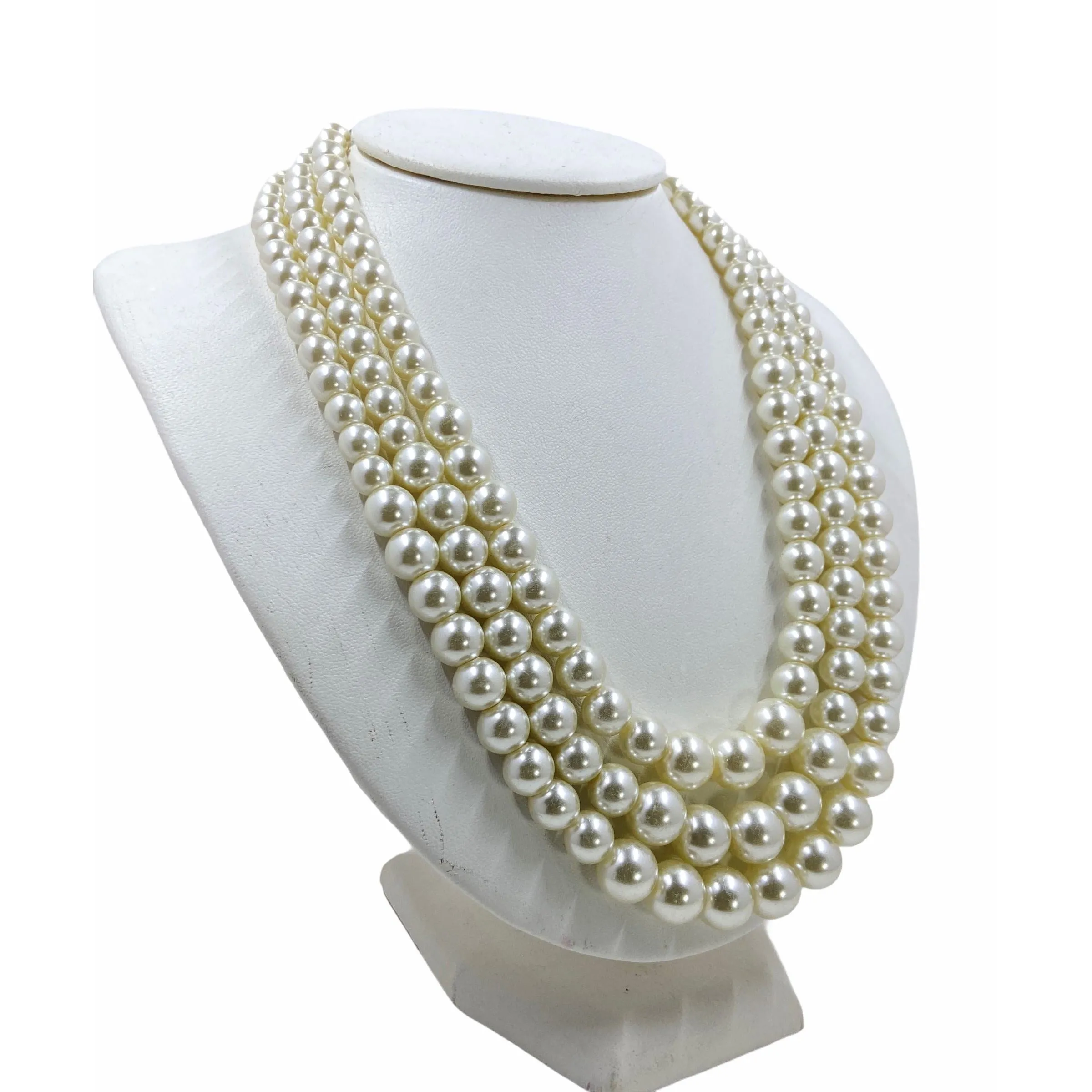 Trendzio - 3 Layer Glass Pearl Necklace