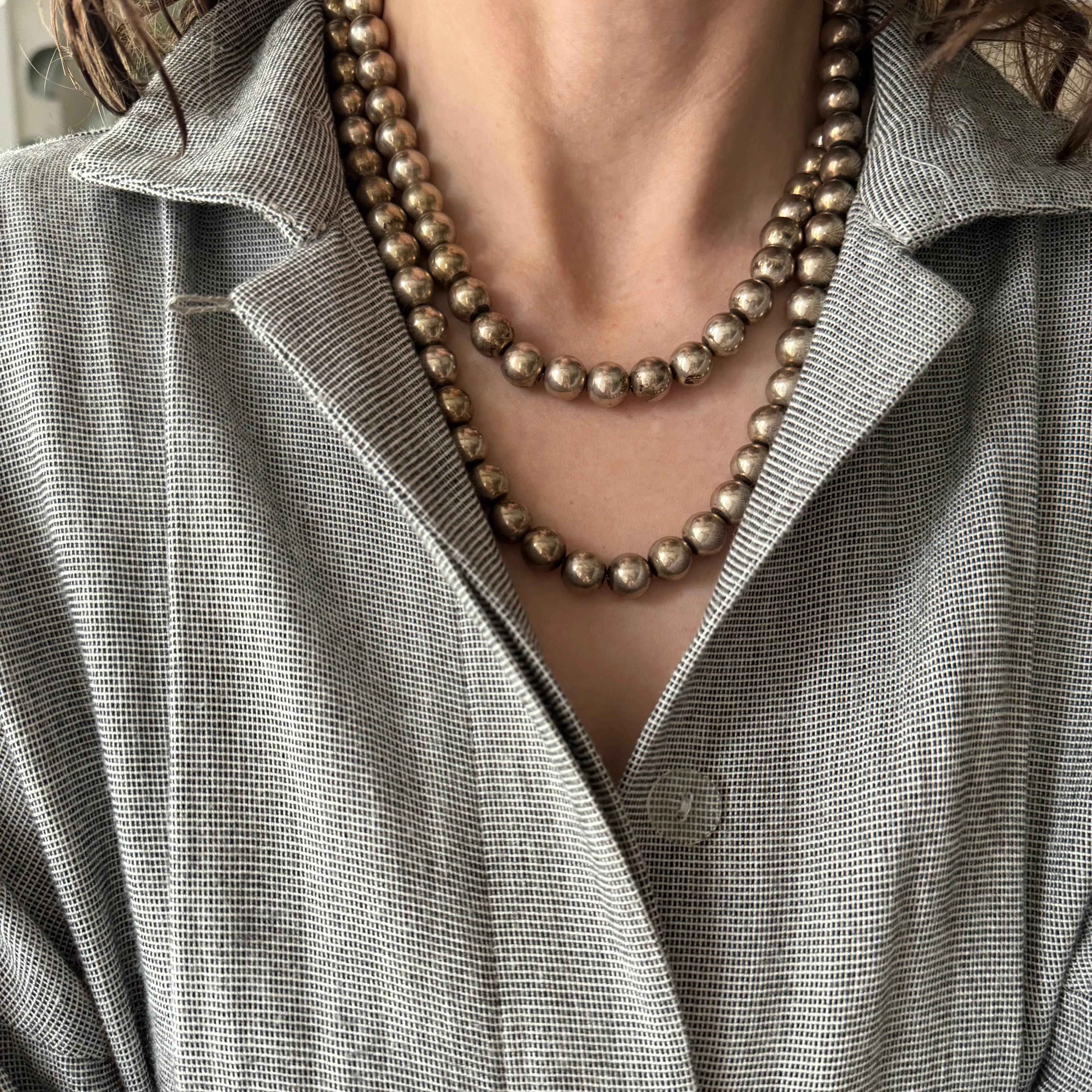 V I N T A G E // silver pearls / sterling silver bead necklace / super long / 37.25, 94g