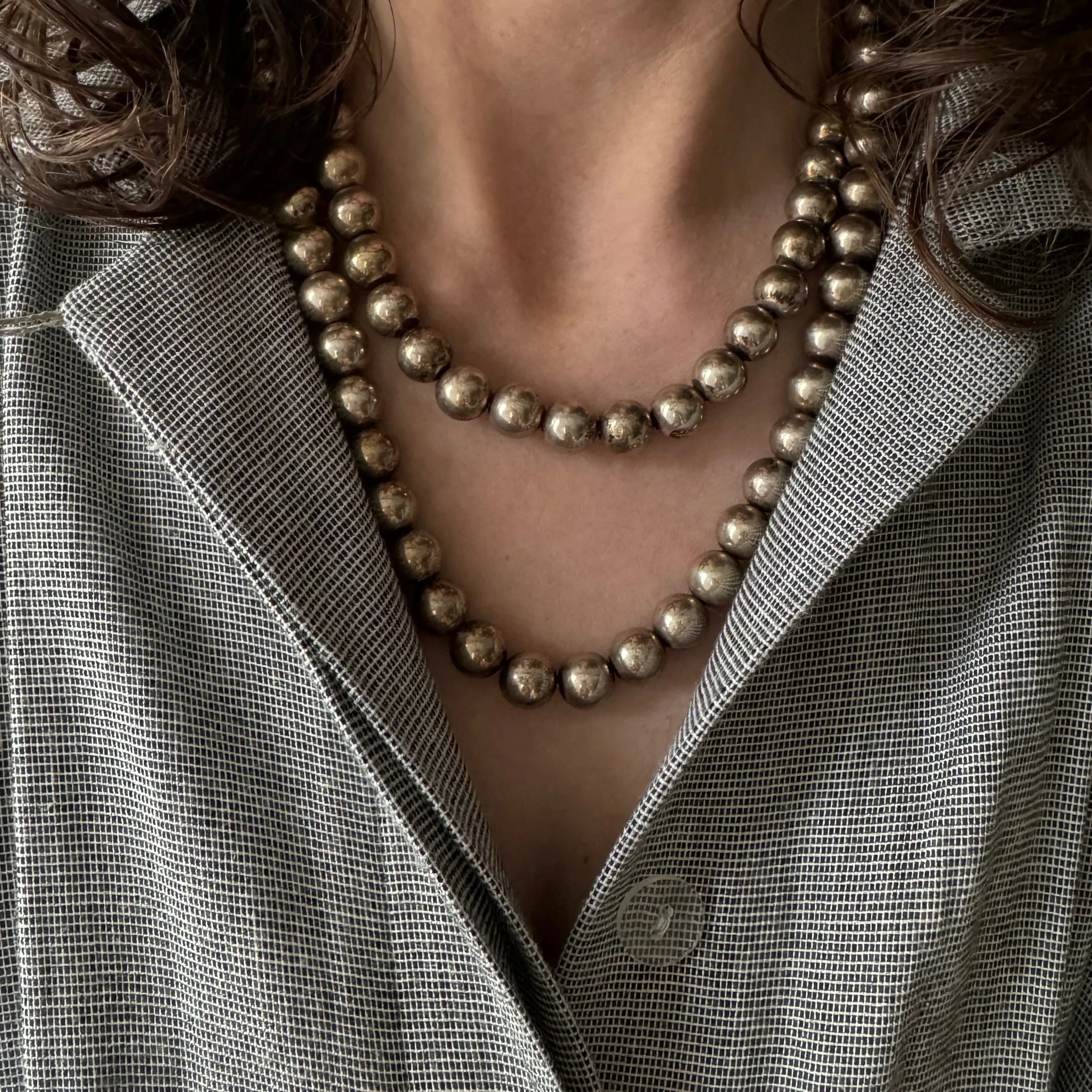 V I N T A G E // silver pearls / sterling silver bead necklace / super long / 37.25, 94g