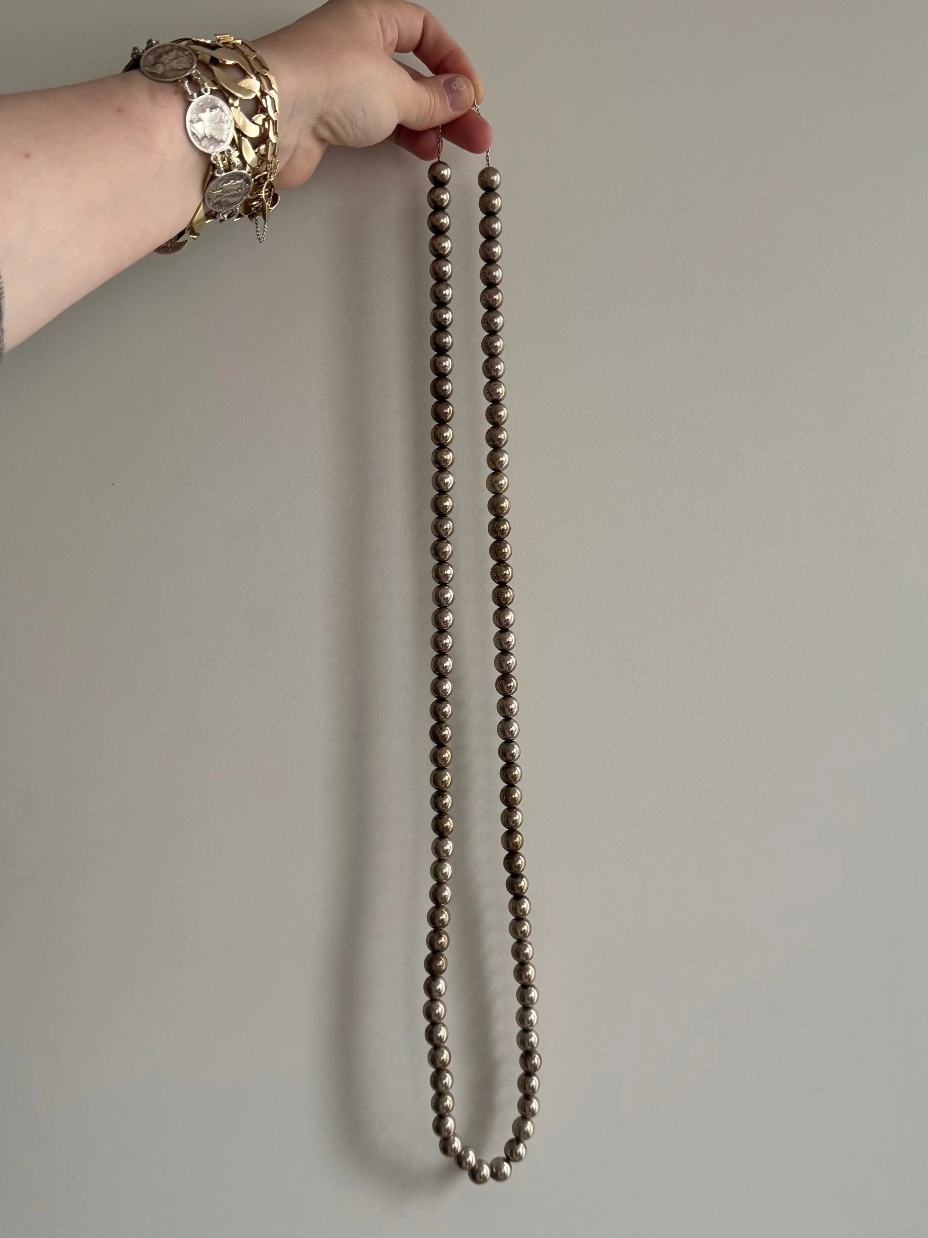 V I N T A G E // silver pearls / sterling silver bead necklace / super long / 37.25, 94g